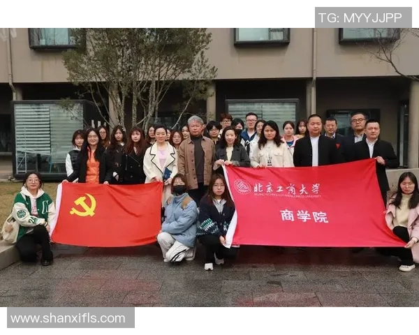 上海羽毛球队团队协作新模式探讨与实践成果分享 上海羽毛球队团队协作新模式探讨与实践成果分享